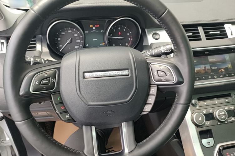 Used Land Rover Range Evoque 2018 240 PS SE Smart Brilliance Edition Steering Wheel