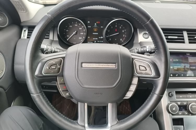 Used Land Rover Range Evoque 2018 240 PS SE Smart Brilliance Edition Steering Wheel