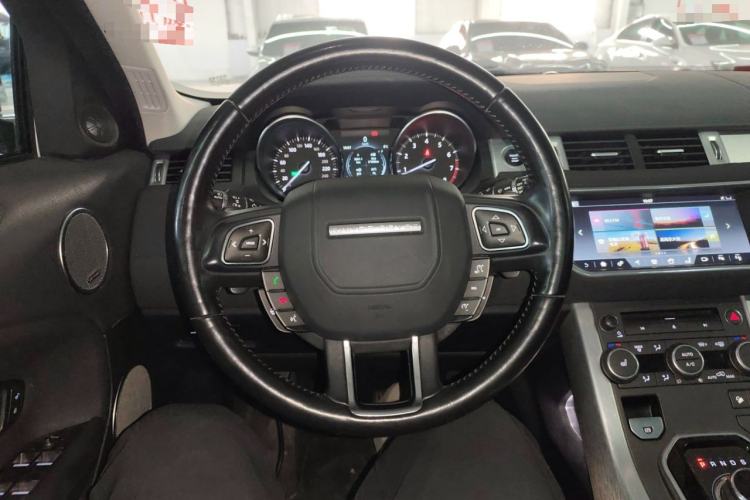 Used Land Rover Range Evoque 2018 240 PS SE Smart Brilliance Edition Steering Wheel