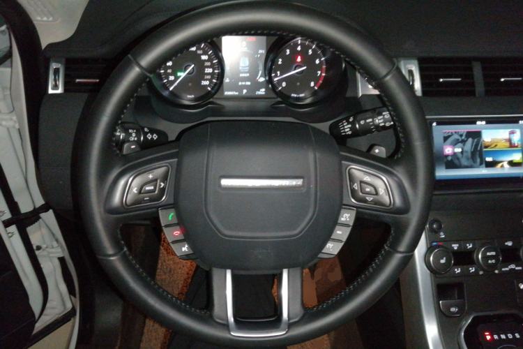 Used Land Rover Range Evoque 2018 240PS PURE Style Edition Steering Wheel