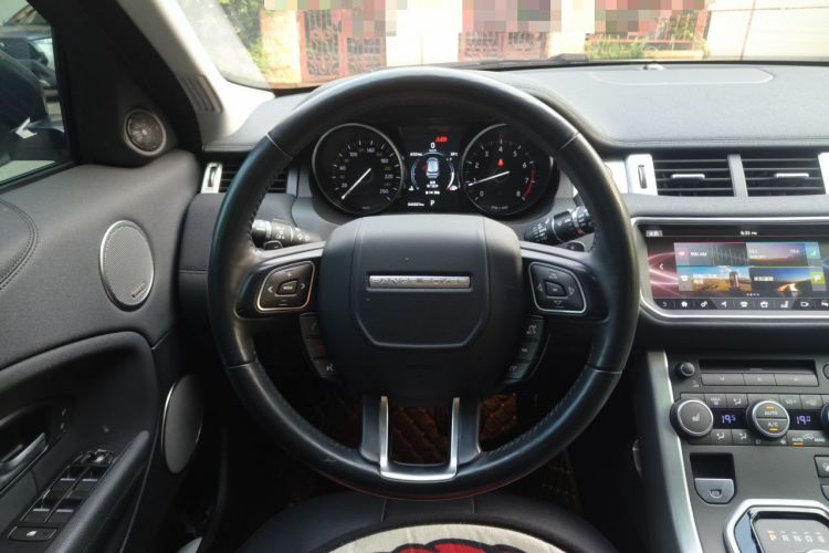 Used Land Rover Range Evoque 2018 240 PS SE Smart Brilliance Edition Steering Wheel