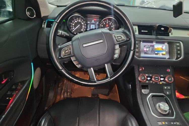 Used Land Rover Range Evoque 2018 240PS PURE Style Edition Steering Wheel