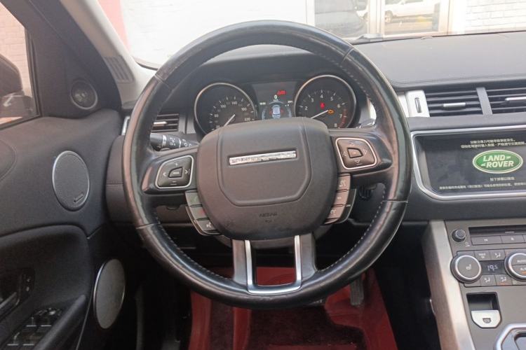 Used Land Rover Range Evoque 2018 240 PS SE Smart Brilliance Edition Steering Wheel