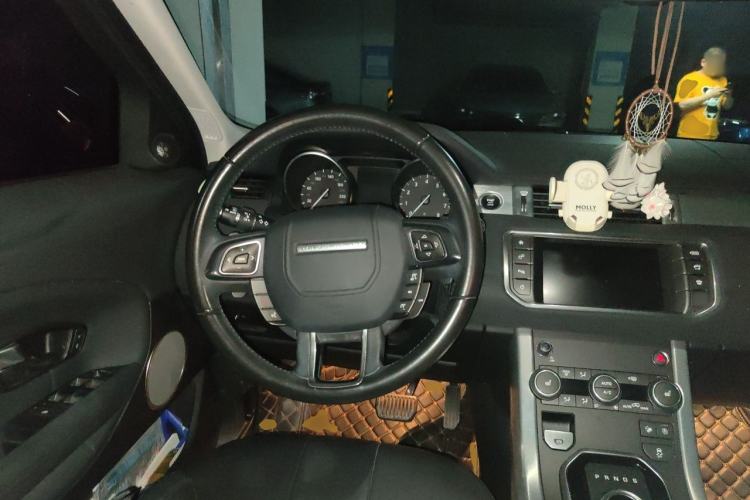 Used Land Rover Range Evoque 2018 200PS PURE New Fashion Edition Steering Wheel