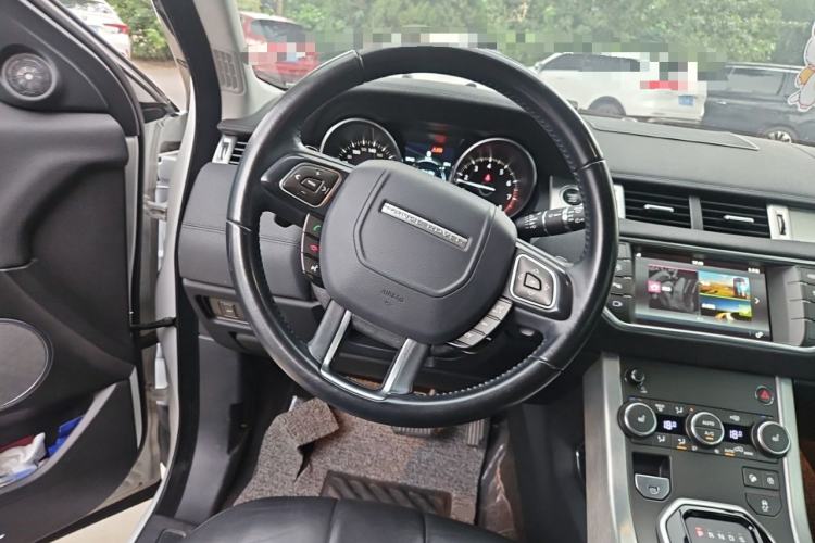 Used Land Rover Range Evoque 2018 240PS PURE Style Edition Steering Wheel