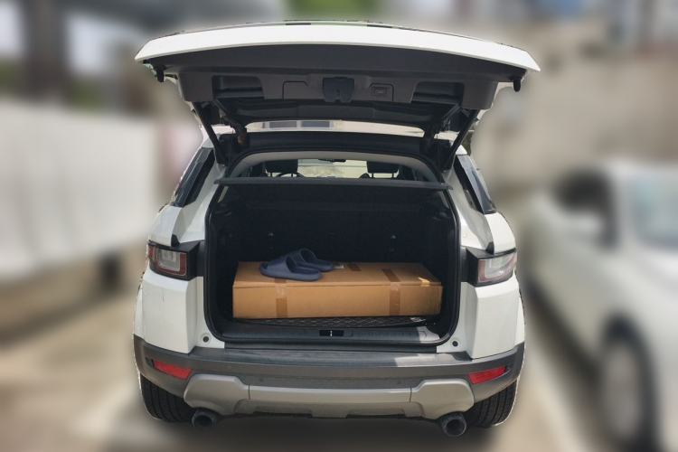 Used Land Rover Range Evoque 2018 240PS PURE Style Edition Trunk