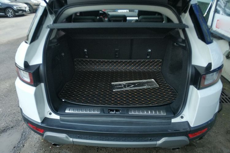 Used Land Rover Range Evoque 2018 240PS PURE Style Edition Trunk