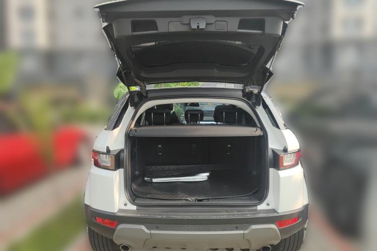 Used Land Rover Range Evoque 2018 240PS PURE Style Edition Trunk