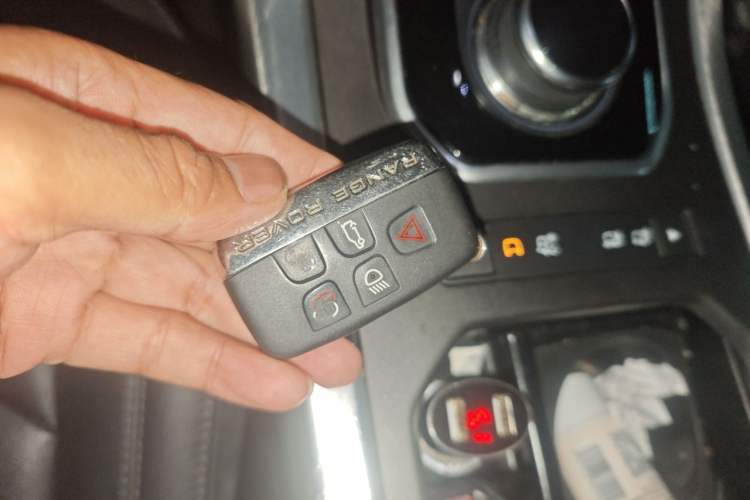 Used Land Rover Range Evoque 2018 200PS PURE New Fashion Edition Vehicle Key