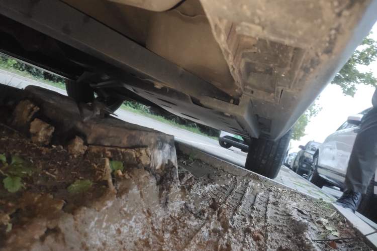 Used Land Rover Range Evoque 2018 240 PS HSE DYNAMIC Convertible Chassis Front Left