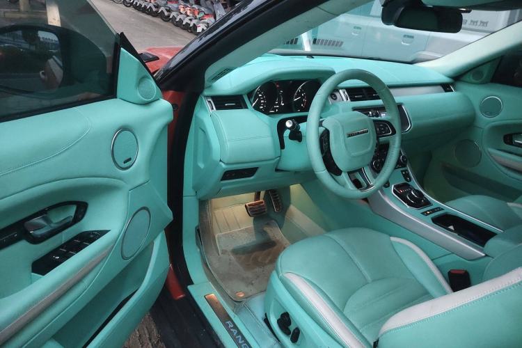 Used Land Rover Range Evoque 2018 240 PS HSE DYNAMIC Convertible Driver Seat