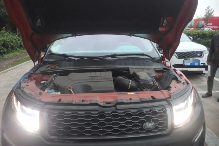 Used Land Rover Range Evoque 2018 240 PS HSE DYNAMIC Convertible Engine Bay