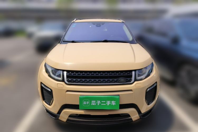 Used Land Rover Range Evoque 2018 240 PS HSE DYNAMIC All-Wheel Drive Edition Front