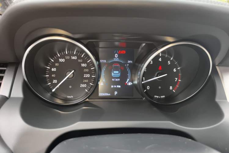 Used Land Rover Range Evoque 2018 240 PS HSE DYNAMIC Convertible Instrument Cluster