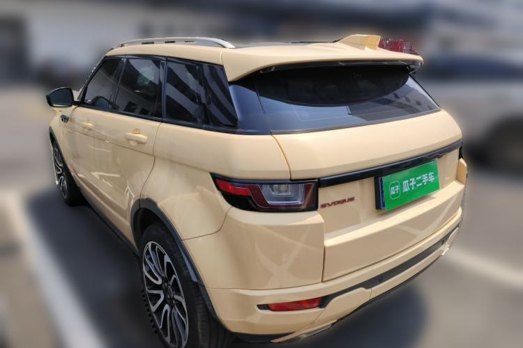 Used Land Rover Range Evoque 2018 240 PS HSE DYNAMIC All-Wheel Drive Edition Rear Left 45 Deg
