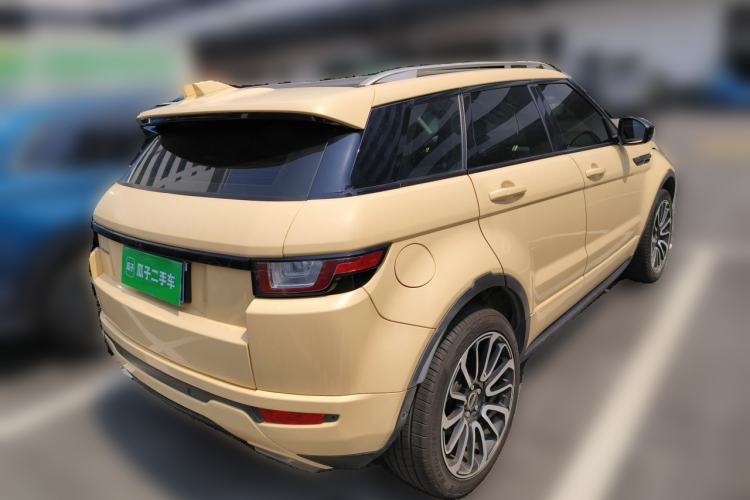 Used Land Rover Range Evoque 2018 240 PS HSE DYNAMIC All-Wheel Drive Edition Rear Right 45 Deg