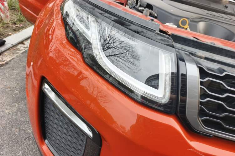 Used Land Rover Range Evoque 2018 240 PS HSE DYNAMIC Convertible Right Front Headlight