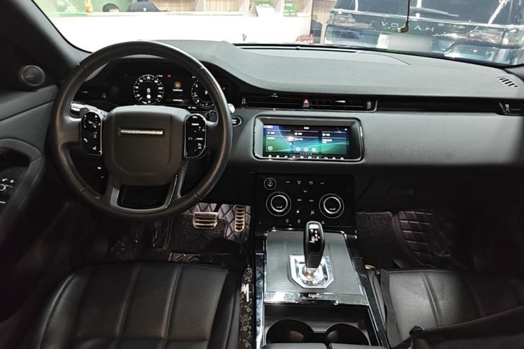 Used Land Rover Range Evoque 2020 249 PS R-DYNAMIC S Sport Edition Center Console