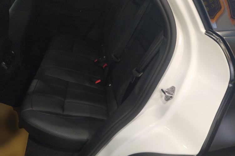 Used Land Rover Range Evoque 2020 249 PS R-DYNAMIC S Sport Edition Left Rear Seat