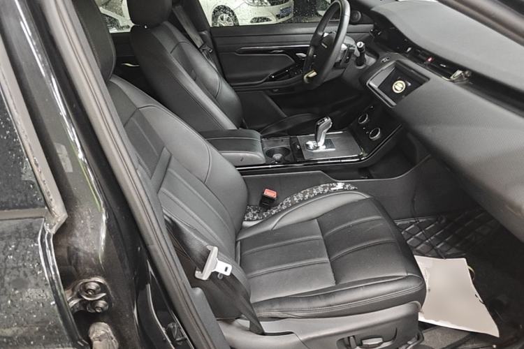 Used Land Rover Range Evoque 2020 249 PS R-DYNAMIC S Sport Edition Right Front Seat