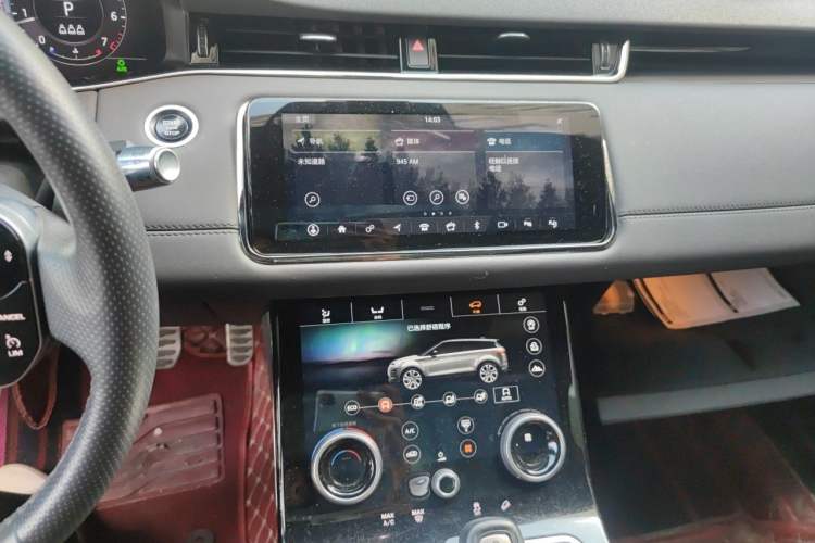 Used Land Rover Range Evoque 2020 249 PS R-DYNAMIC SE Sport Technology Edition Audio And AC Panel