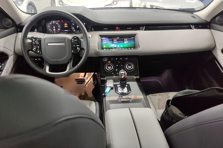 Used Land Rover Range Evoque 2020 249 PS R-DYNAMIC S Sport Edition Center Console