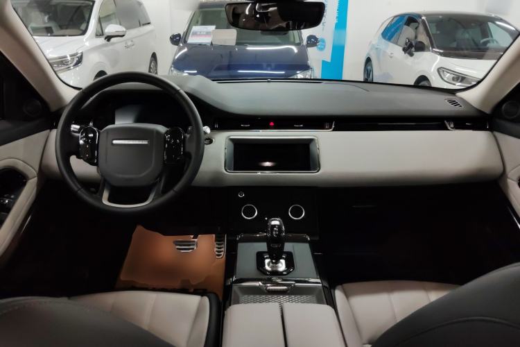 Used Land Rover Range Evoque 2020 249 PS R-DYNAMIC S Sport Edition Center Console