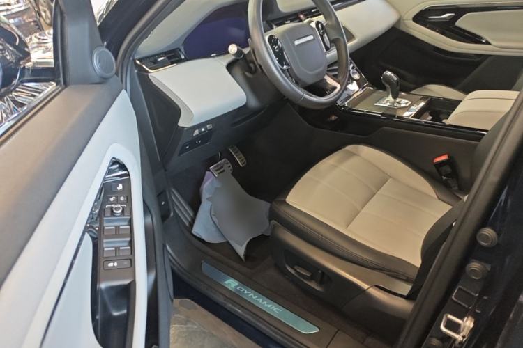 Used Land Rover Range Evoque 2020 249 PS R-DYNAMIC S Black Edition Sport Version Driver Seat
