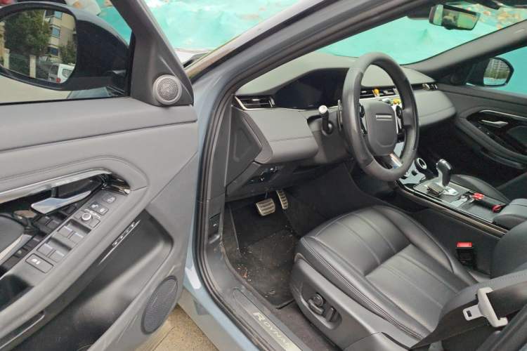 Used Land Rover Range Evoque 2020 249 PS R-DYNAMIC SE Sport Technology Edition Driver Seat