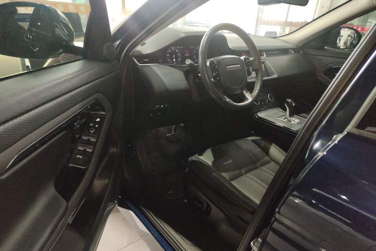 Used Land Rover Range Evoque 2020 249 PS R-DYNAMIC S Sport Edition Driver Seat