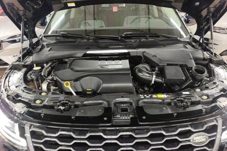 Used Land Rover Range Evoque 2020 249 PS R-DYNAMIC S Sport Edition Engine Bay