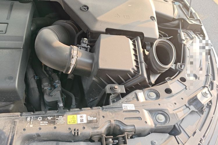 Used Land Rover Range Evoque 2020 249 PS R-DYNAMIC S Sport Edition Engine Bay Left