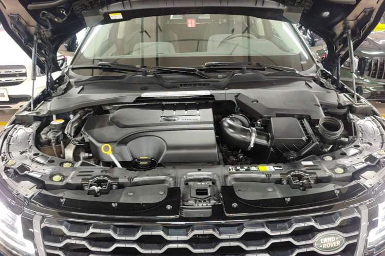 Used Land Rover Range Evoque 2020 249 PS R-DYNAMIC S Sport Edition Engine Bay
