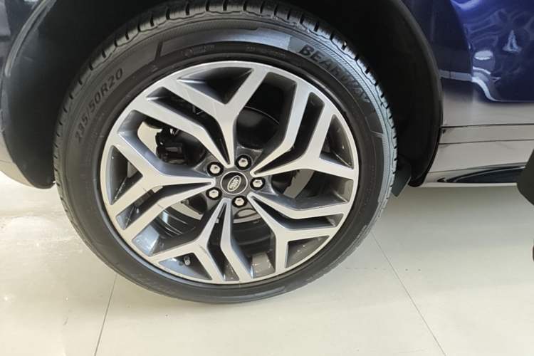 Used Land Rover Range Evoque 2020 249 PS R-DYNAMIC S Sport Edition Exterior 2
