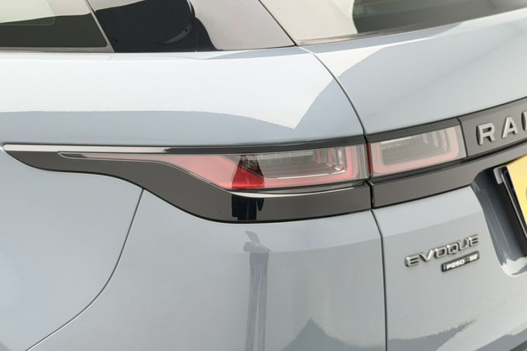 Used Land Rover Range Evoque 2020 249 PS R-DYNAMIC SE Sport Technology Edition Exterior 7