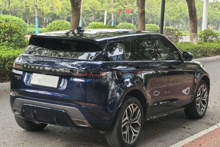 Used Land Rover Range Evoque 2020 249 PS R-DYNAMIC S Sport Edition Exterior 8