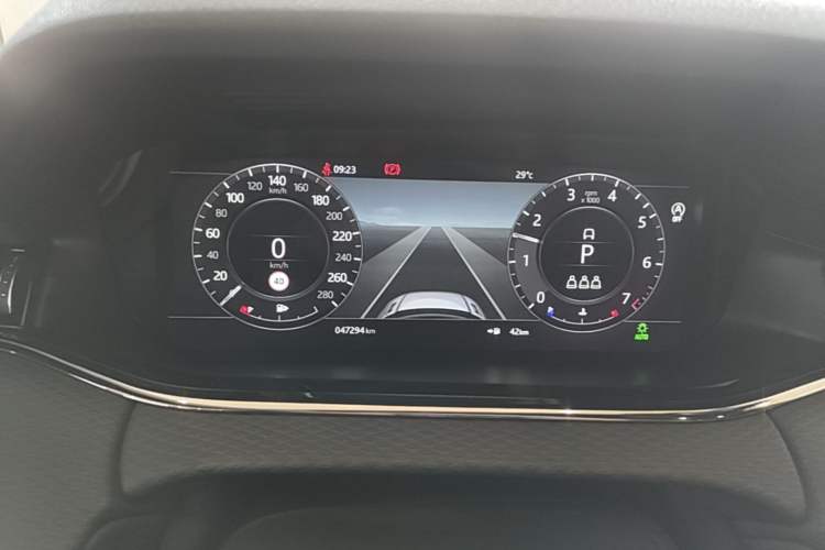 Used Land Rover Range Evoque 2020 249 PS R-DYNAMIC S Sport Edition Instrument Cluster