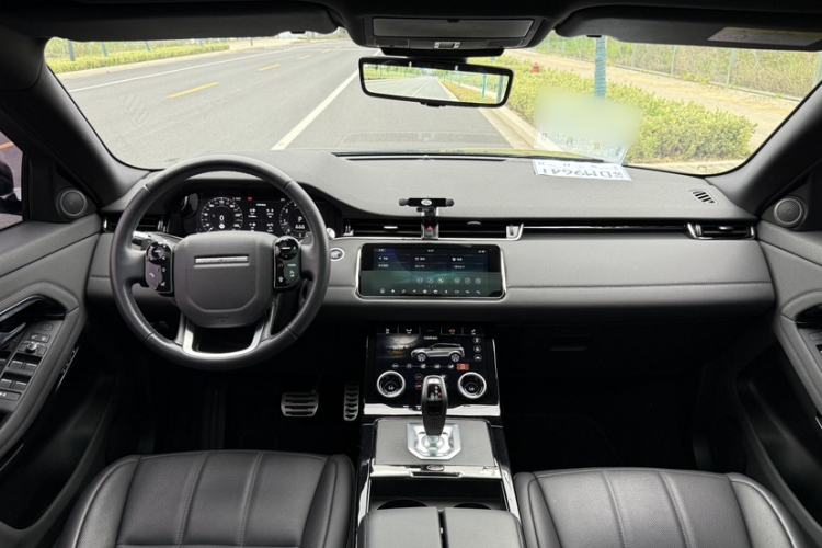 Used Land Rover Range Evoque 2020 249 PS R-DYNAMIC SE Sport Technology Edition Interior 10