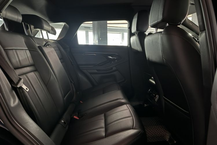 Used Land Rover Range Evoque 2020 249 PS R-DYNAMIC S Sport Edition Interior 2