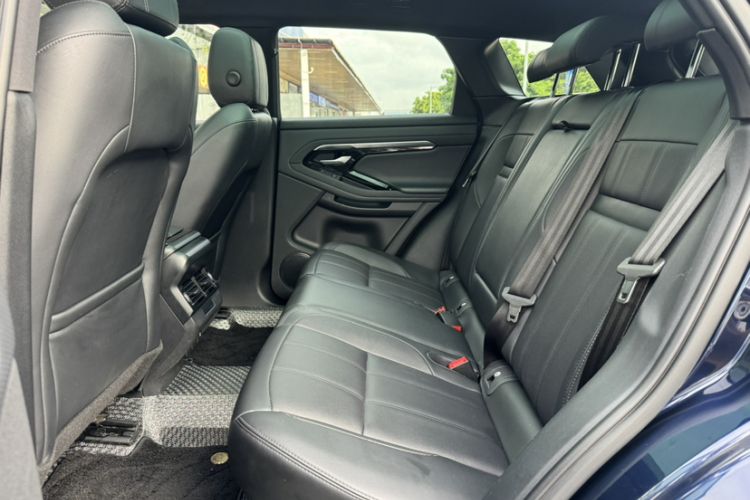 Used Land Rover Range Evoque 2020 249 PS R-DYNAMIC S Sport Edition Interior 3