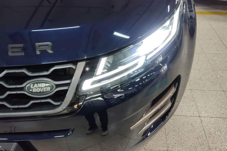 Used Land Rover Range Evoque 2020 249 PS R-DYNAMIC S Sport Edition Left Front Headlight