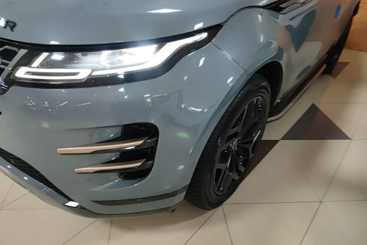 Used Land Rover Range Evoque 2020 249 PS R-DYNAMIC S Sport Edition Left Front Headlight