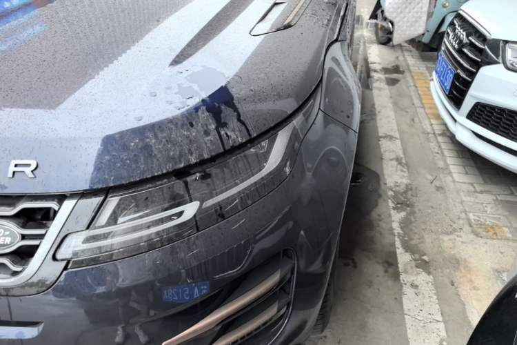 Used Land Rover Range Evoque 2020 249 PS R-DYNAMIC SE Sport Technology Edition Left Front Headlight
