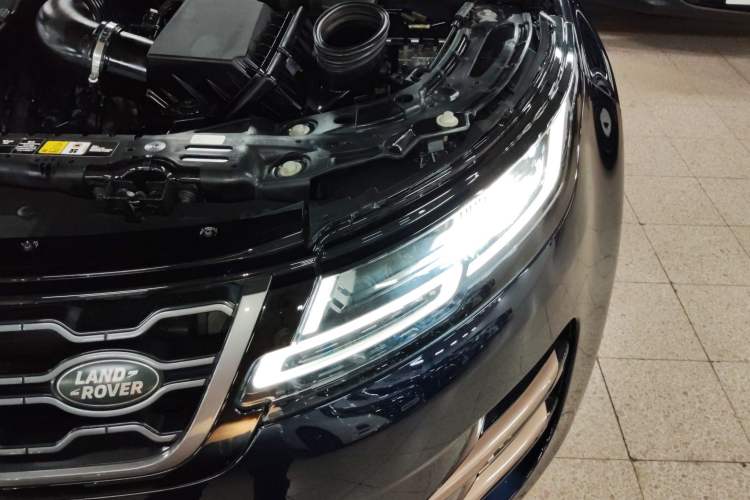 Used Land Rover Range Evoque 2020 249 PS R-DYNAMIC S Sport Edition Left Front Headlight