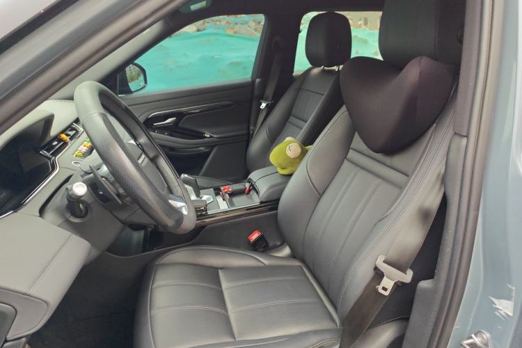 Used Land Rover Range Evoque 2020 249 PS R-DYNAMIC SE Sport Technology Edition Left Front Seat