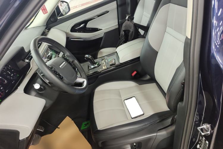 Used Land Rover Range Evoque 2020 249 PS R-DYNAMIC S Sport Edition Left Front Seat