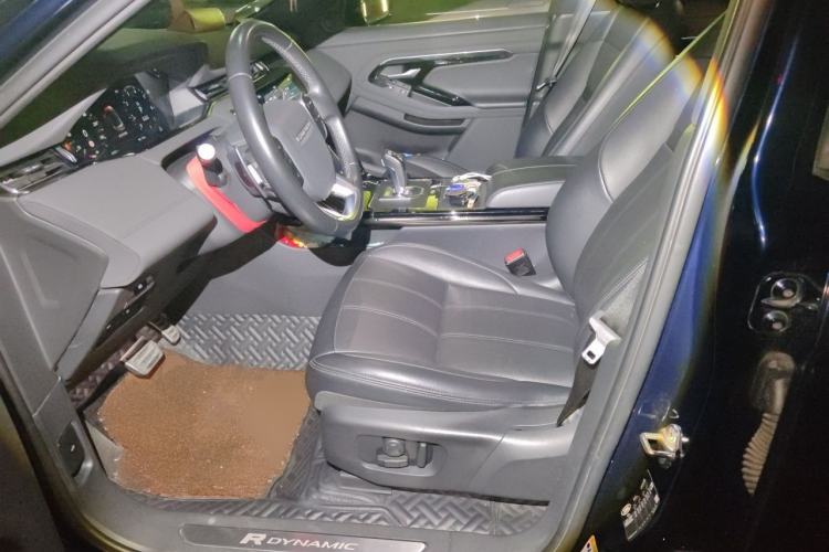 Used Land Rover Range Evoque 2020 249 PS R-DYNAMIC SE Sport Technology Edition Left Front Seat
