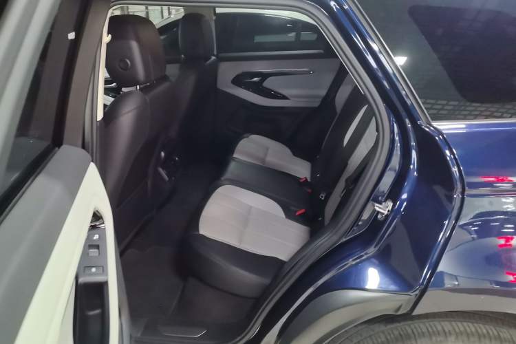 Used Land Rover Range Evoque 2020 249 PS R-DYNAMIC SE Sport Technology Edition Left Rear Seat