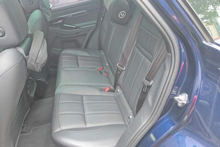 Used Land Rover Range Evoque 2020 249 PS R-DYNAMIC SE Sport Technology Edition Left Rear Seat
