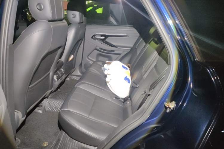 Used Land Rover Range Evoque 2020 249 PS R-DYNAMIC SE Sport Technology Edition Left Rear Seat